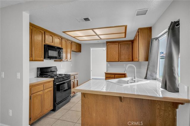 16933 Farwell, Fontana, CA 92336