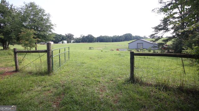 2818 Toms Creek Road, Martin, GA 30557