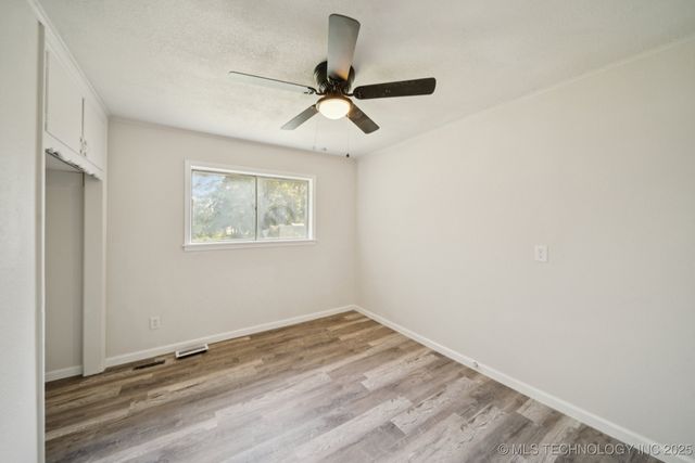 16 W 40th Street, Sand Springs, OK 74063