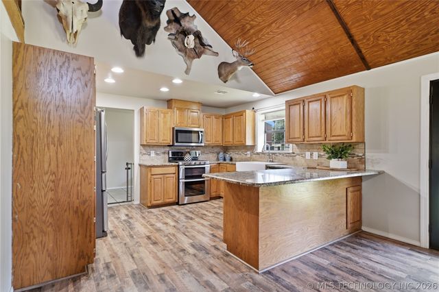 17916 N 124th West Avenue, Skiatook, OK 74070