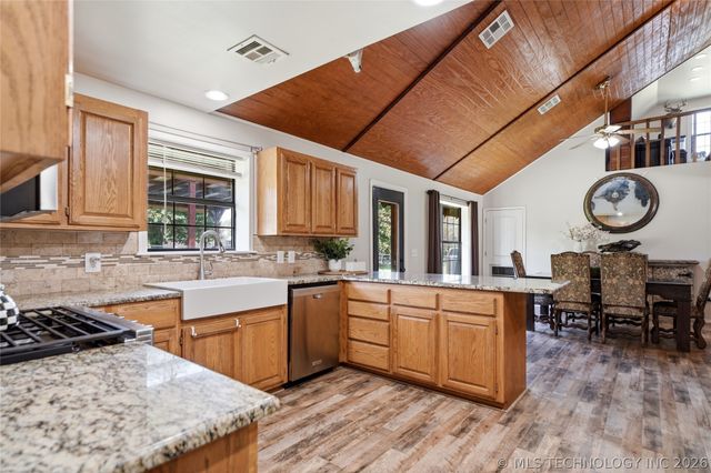 17916 N 124th West Avenue, Skiatook, OK 74070