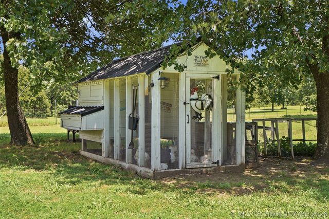 17916 N 124th West Avenue, Skiatook, OK 74070