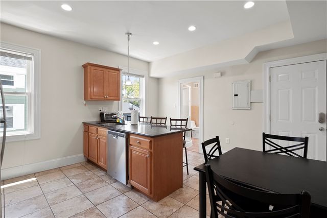 20 Governor Street, Providence, RI 02906