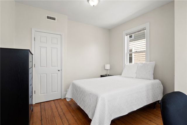 20 Governor Street, Providence, RI 02906