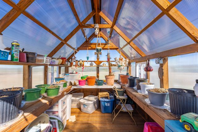 3794 County Road 1089, Celeste, TX 75423