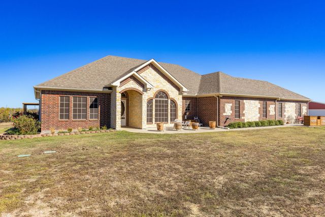 3794 County Road 1089, Celeste, TX 75423