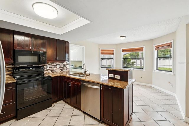 7925 TUMBLESTONE DRIVE, Orlando, FL 32819