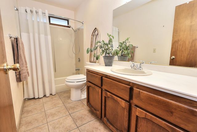 5421 Shooting Star Rd, Pollock Pines, CA 95726
