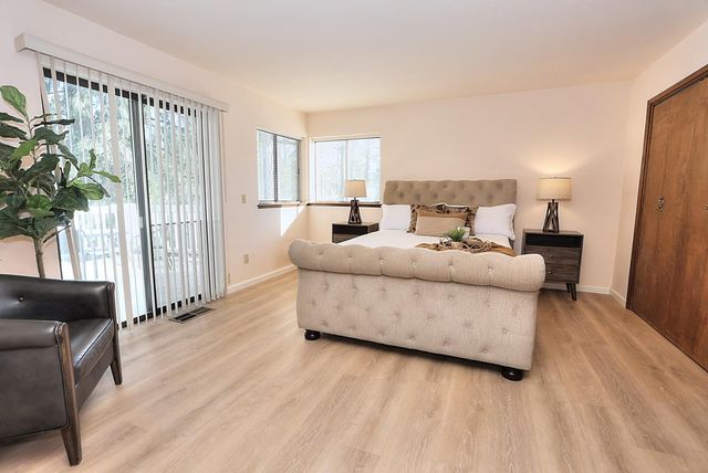 5421 Shooting Star Rd, Pollock Pines, CA 95726