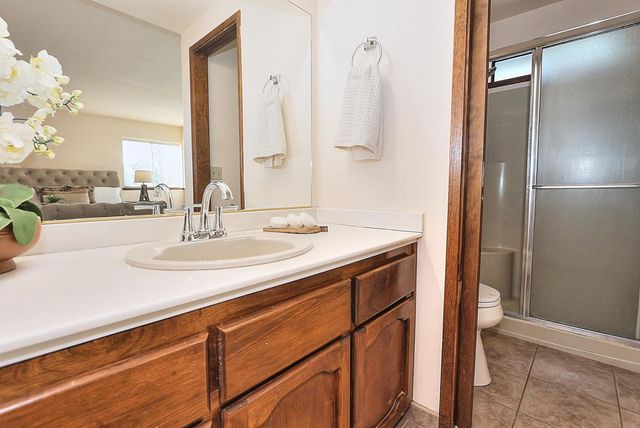 5421 Shooting Star Rd, Pollock Pines, CA 95726