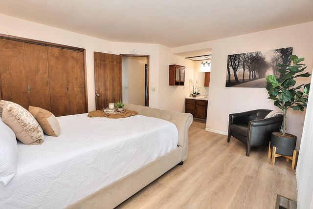 5421 Shooting Star Rd, Pollock Pines, CA 95726