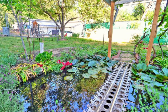 5421 Shooting Star Rd, Pollock Pines, CA 95726