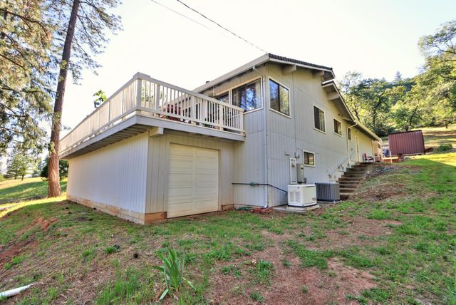 5421 Shooting Star Rd, Pollock Pines, CA 95726