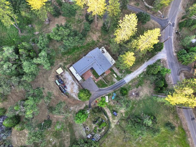 5421 Shooting Star Rd, Pollock Pines, CA 95726