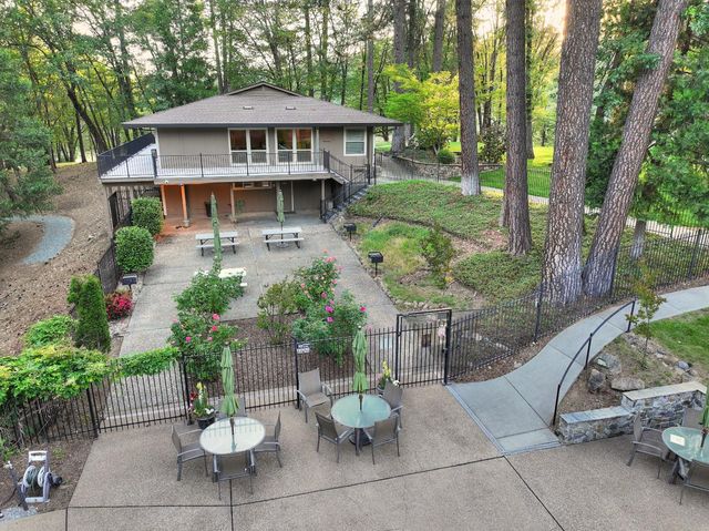 5421 Shooting Star Rd, Pollock Pines, CA 95726