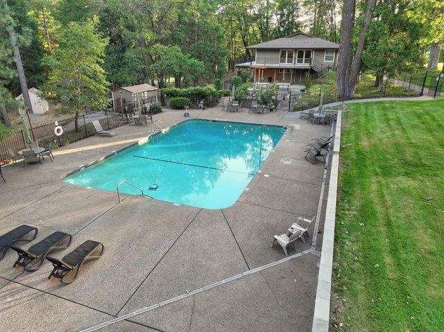 5421 Shooting Star Rd, Pollock Pines, CA 95726