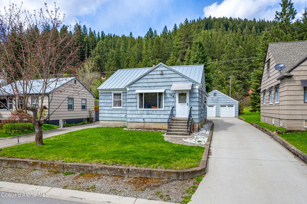 104 Ninth St, Silverton, ID 83867