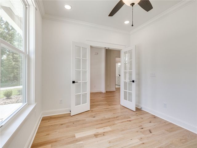 24 Roxburgh Drive, Bella Vista, AR 72715