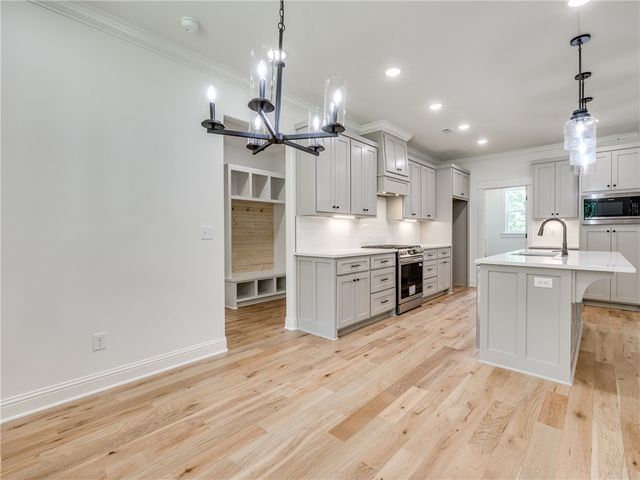 24 Roxburgh Drive, Bella Vista, AR 72715
