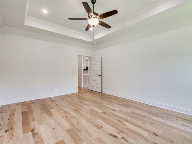 24 Roxburgh Drive, Bella Vista, AR 72715