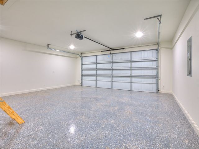 24 Roxburgh Drive, Bella Vista, AR 72715