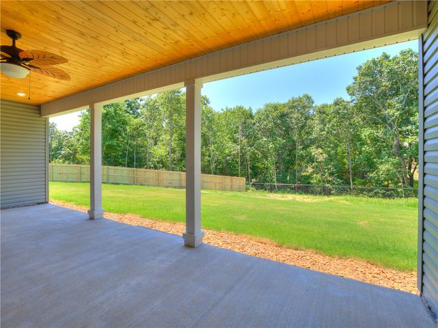 24 Roxburgh Drive, Bella Vista, AR 72715