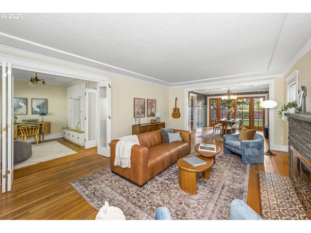 1833 Ne 48TH Ave, Portland, OR 97213