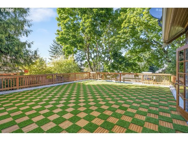 1833 Ne 48TH Ave, Portland, OR 97213