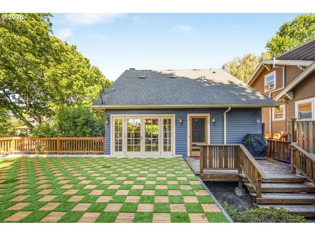 1833 Ne 48TH Ave, Portland, OR 97213