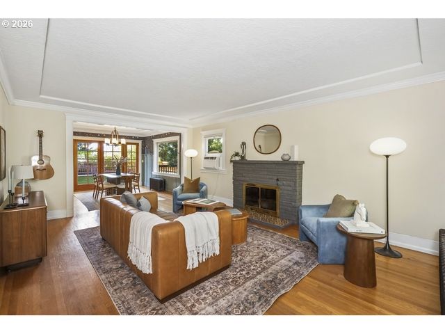 1833 Ne 48TH Ave, Portland, OR 97213