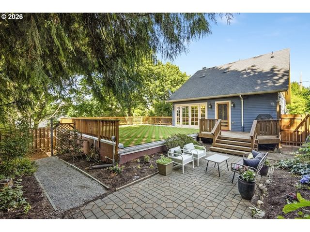 1833 Ne 48TH Ave, Portland, OR 97213