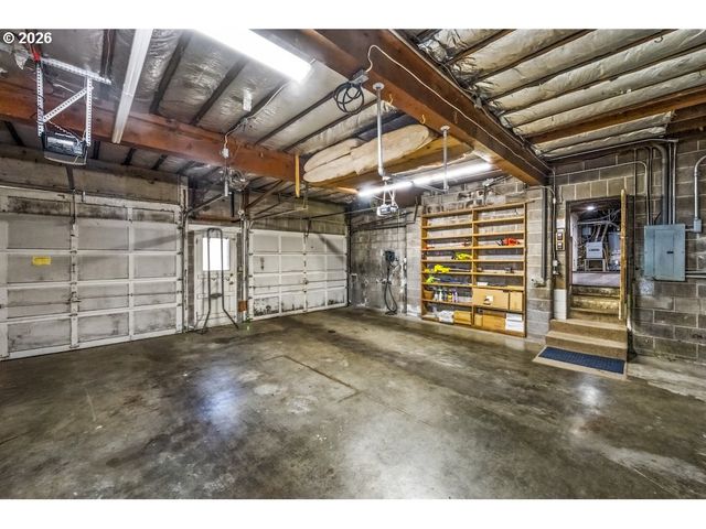 1833 Ne 48TH Ave, Portland, OR 97213