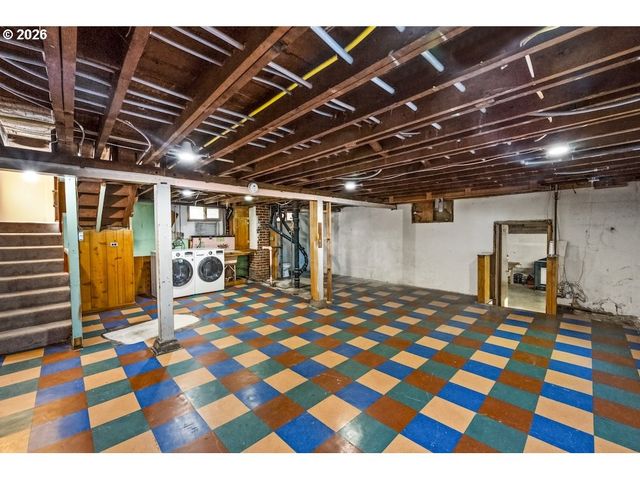 1833 Ne 48TH Ave, Portland, OR 97213