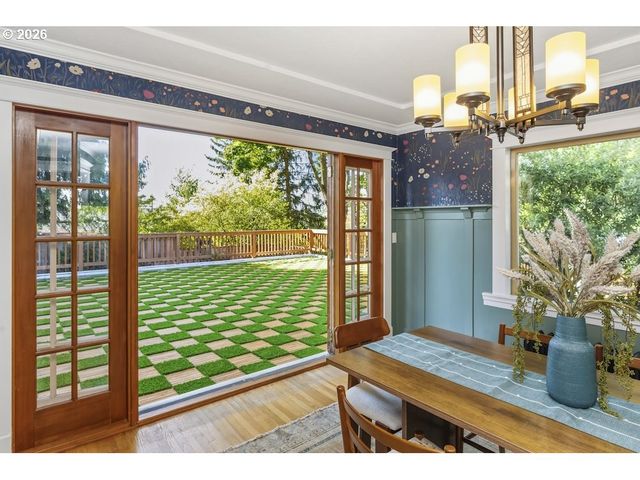 1833 Ne 48TH Ave, Portland, OR 97213