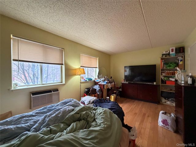 1305 34th Avenue, Astoria, NY 11106