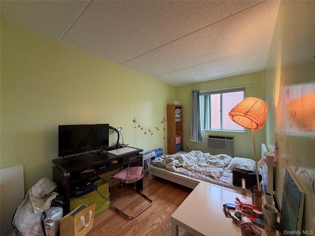 1305 34th Avenue, Astoria, NY 11106
