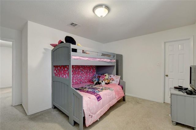 356 Matthews LN, Kyle, TX 78640