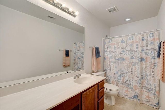 356 Matthews LN, Kyle, TX 78640