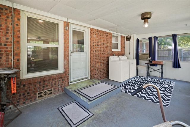 609 Norwood Drive, Hurst, TX 76053