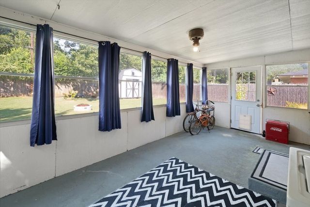 609 Norwood Drive, Hurst, TX 76053