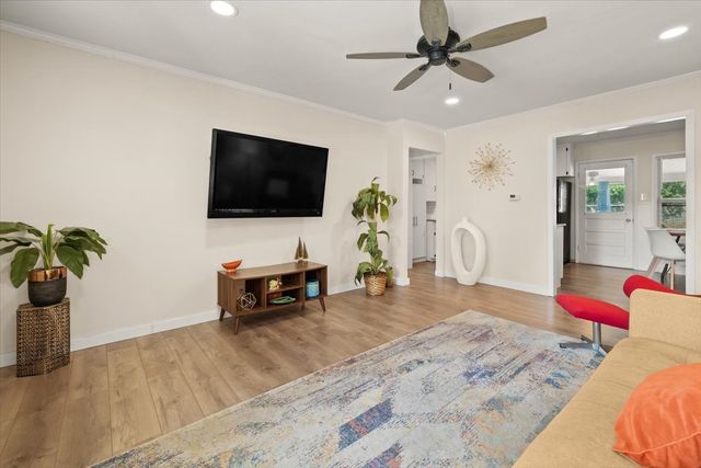 609 Norwood Drive, Hurst, TX 76053