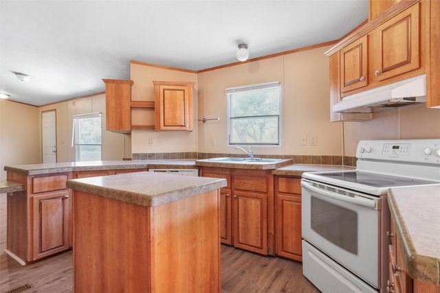 331 Prairie Lane, Azle, TX 76020