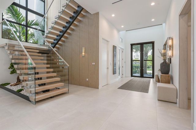 400 NE 4th Street, Boca Raton, FL 33432