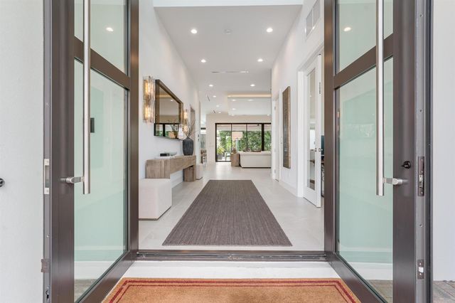 400 NE 4th Street, Boca Raton, FL 33432