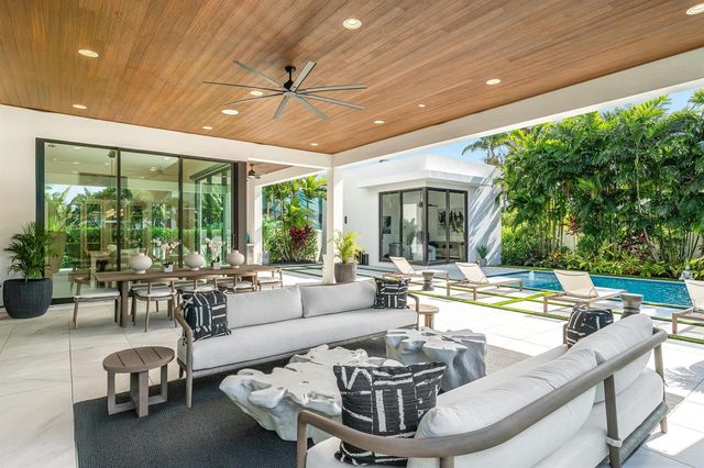 400 NE 4th Street, Boca Raton, FL 33432