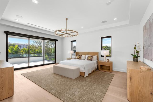 400 NE 4th Street, Boca Raton, FL 33432