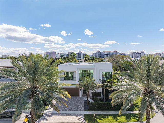 400 NE 4th Street, Boca Raton, FL 33432