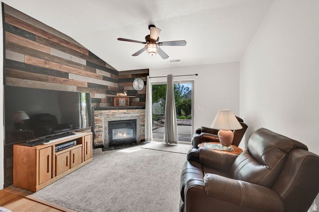 7422 S SHAY LN, South Weber, UT 84405