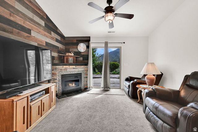 7422 S SHAY LN, South Weber, UT 84405