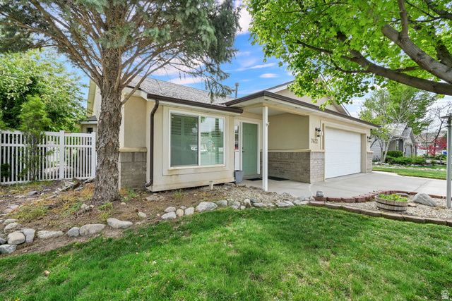 7422 S SHAY LN, South Weber, UT 84405